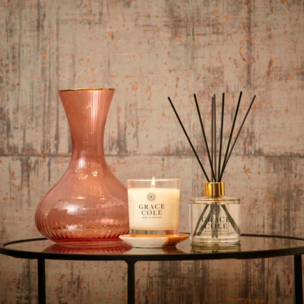 Vanilla Blush & Peony Candle - 200gr - Image 4
