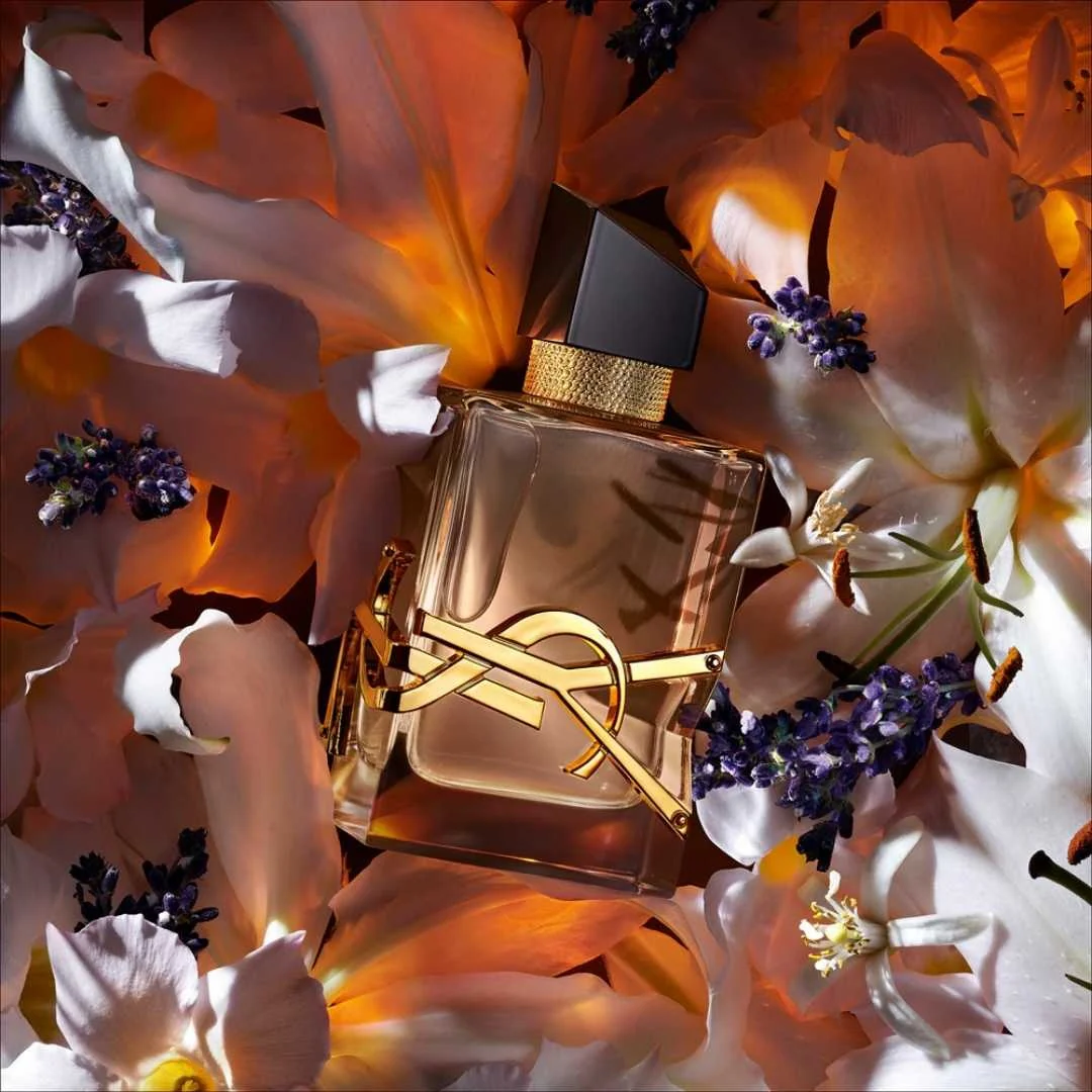 Libre Flowers & Flames Eau de Parfum  - 30ml - Image 3