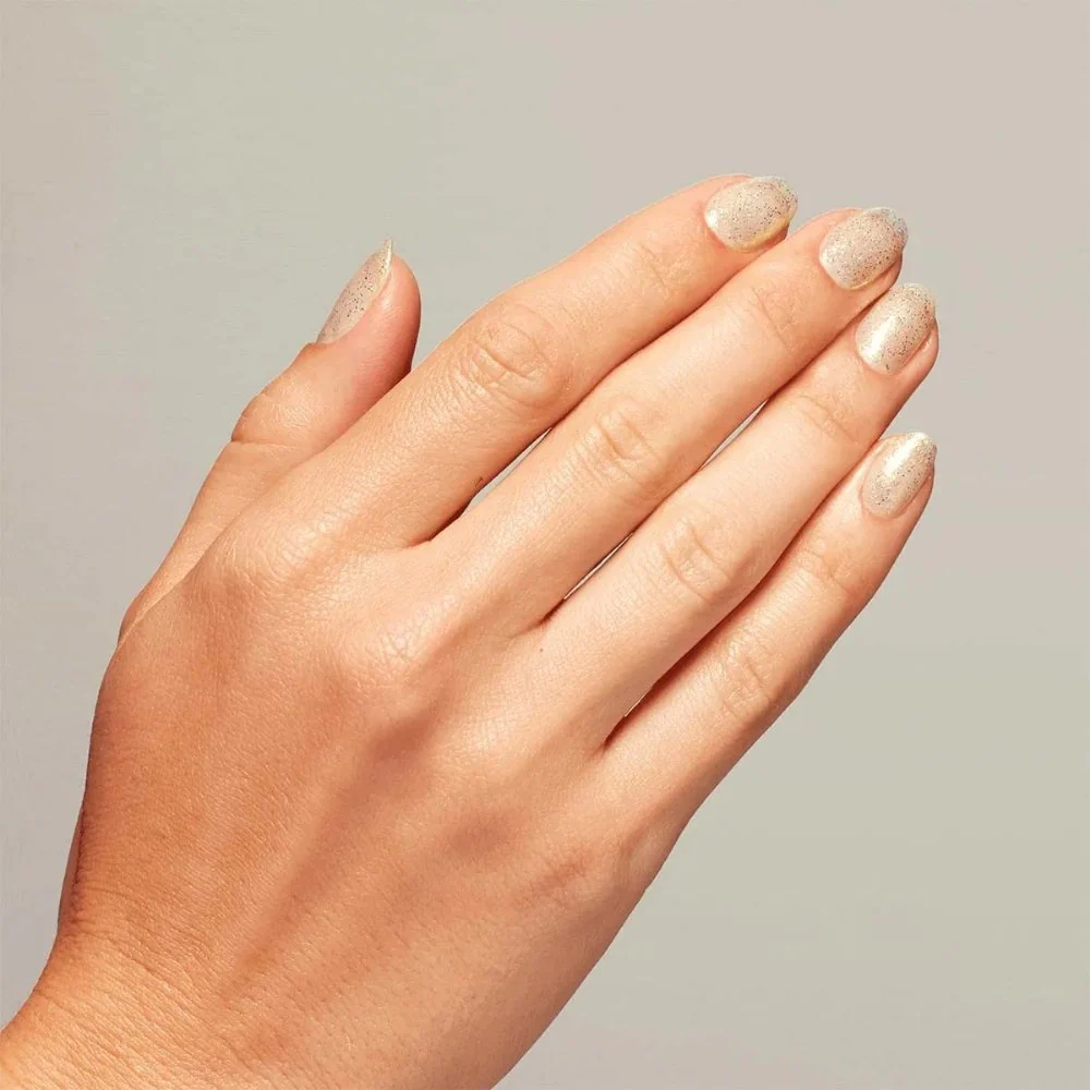 Nail Lacquer Gliterally Shimmer - 15ml - Image 2