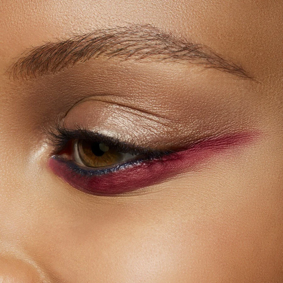 Powder Kiss Soft Matte A Little Tamed Oogschaduw - 1,5g - Image 2